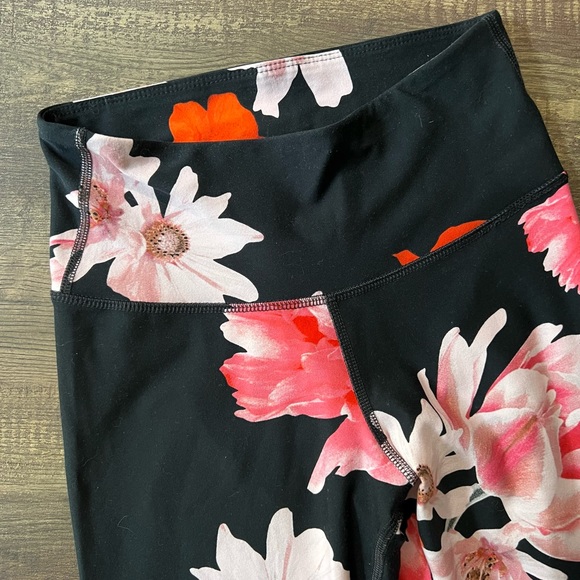 Old Navy Floral Leggings - Picture 3 of 5